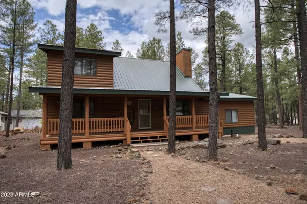 2900 BLUE LAKE Circle, Pinetop, AZ 85935