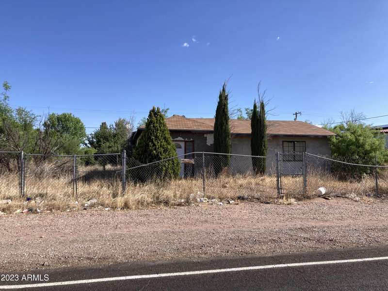 512 W GRACE Avenue, Pirtleville, AZ 85626