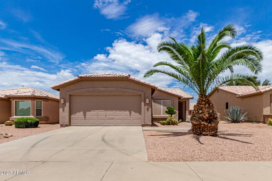 1460 E BELLERIVE Drive, Chandler, AZ 85249