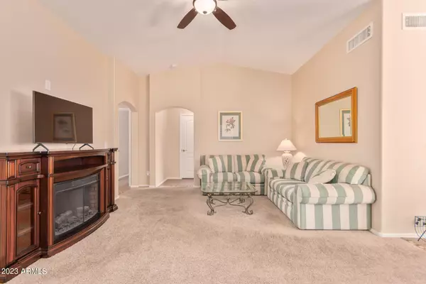 Chandler, AZ 85249,1460 E BELLERIVE Drive