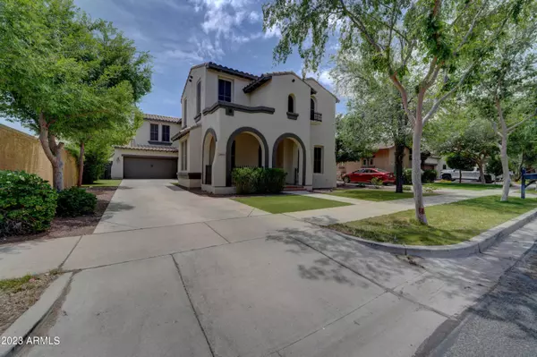 20613 W GRANDVIEW Drive, Buckeye, AZ 85396