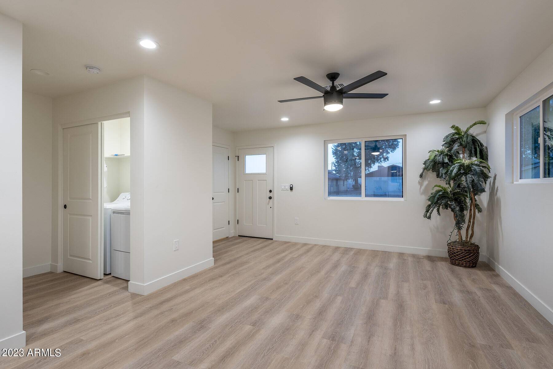 Phoenix, AZ 85034,1645 E MONROE Street