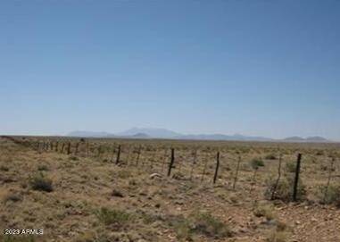 Winslow, AZ 86047,0 N Meteor Crater Rd Street #-