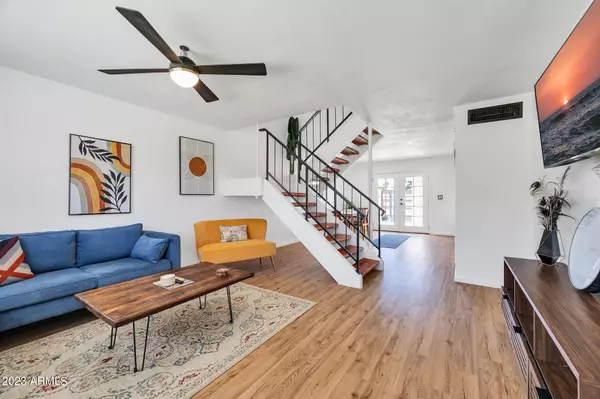 Scottsdale, AZ 85251,6933 E OSBORN Road #A