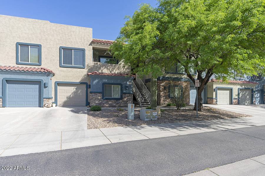 16525 E AVE OF THE FOUNTAINS -- #202, Fountain Hills, AZ 85268