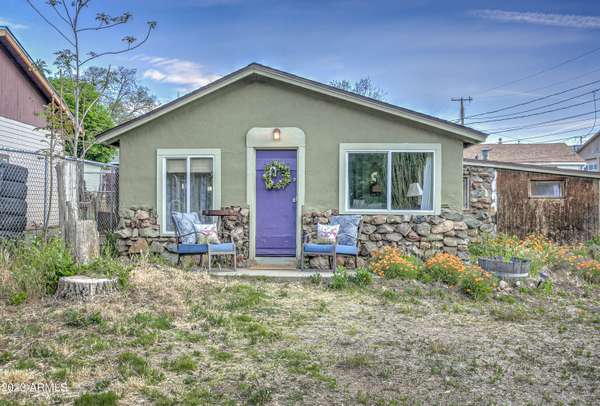 Prescott, AZ 86301,106 E HILLSIDE Avenue