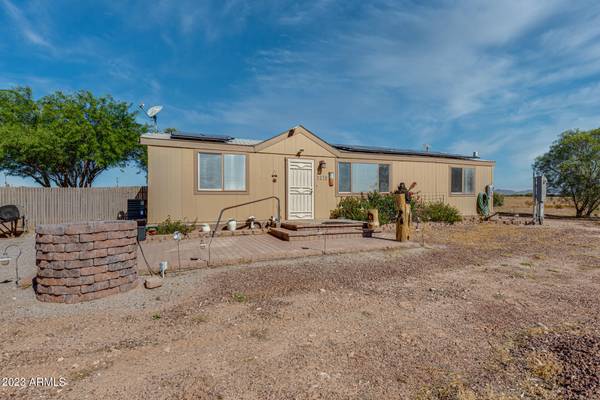 Tonopah, AZ 85354,3310 N SADDLE VISTA Road