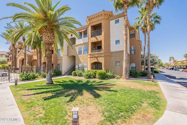 Phoenix, AZ 85008,5302 E VAN BUREN Street #3006