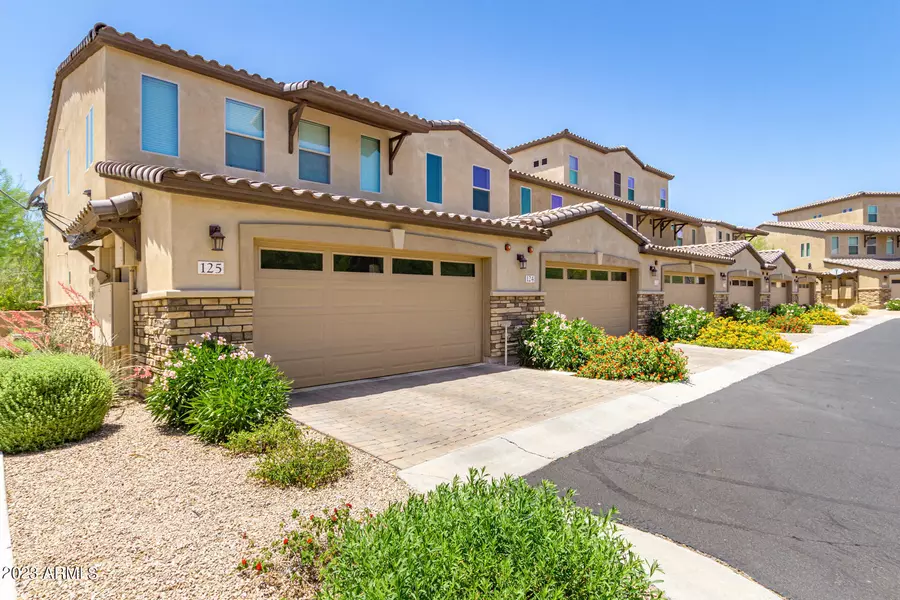 2821 S SKYLINE Drive #124, Mesa, AZ 85212