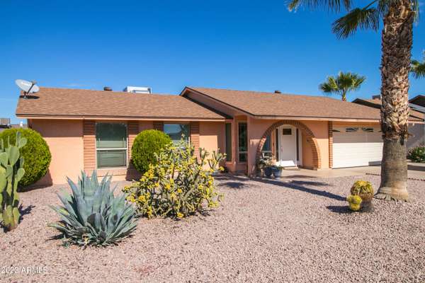 10414 W HARMONT Drive, Peoria, AZ 85345