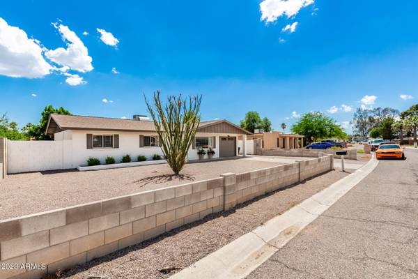 Phoenix, AZ 85032,18057 N VILLA RITA Drive