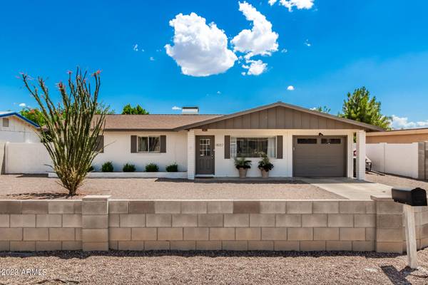 Phoenix, AZ 85032,18057 N VILLA RITA Drive