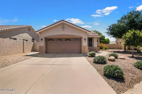 941 N ADAMS Court, Chandler, AZ 85225