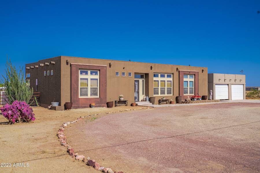 27909 N 195TH Avenue, Wittmann, AZ 85361