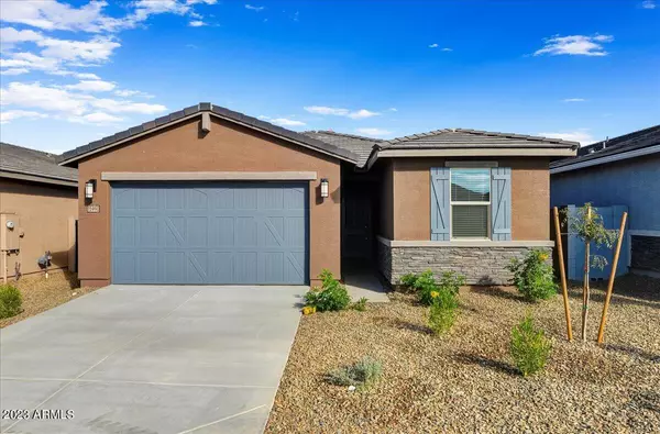 15990 W GRAY FOX Trail, Surprise, AZ 85387