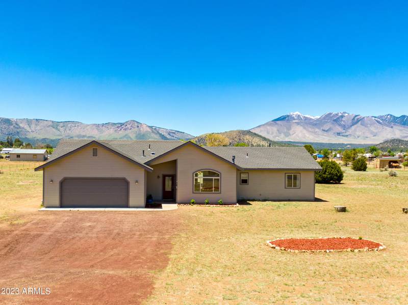 9324 N BRYANT Road, Flagstaff, AZ 86004