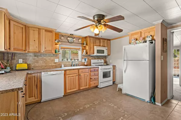 Yarnell, AZ 85362,22570 S STONE Way