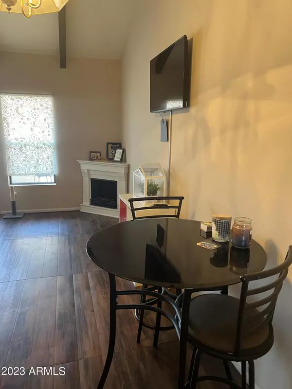 Phoenix, AZ 85029,11666 N 28TH Drive #246