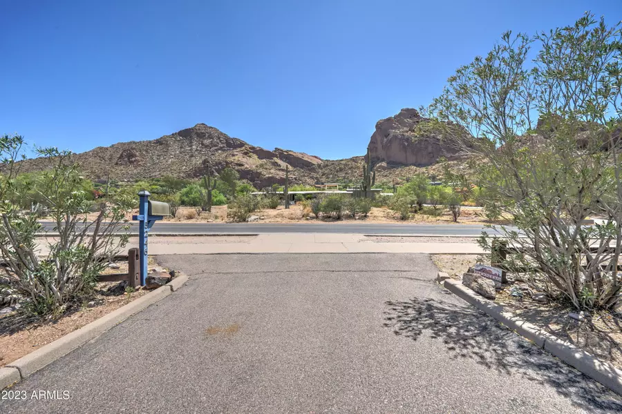 5246 E MCDONALD Drive, Paradise Valley, AZ 85253