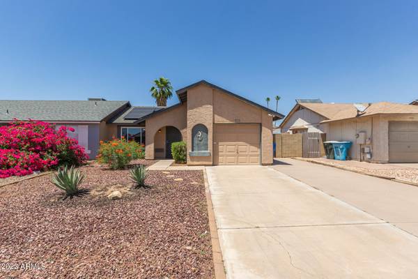 3052 W POTTER Drive, Phoenix, AZ 85027