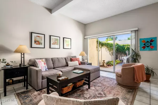 Phoenix, AZ 85021,9 W Casa Hermosa Drive