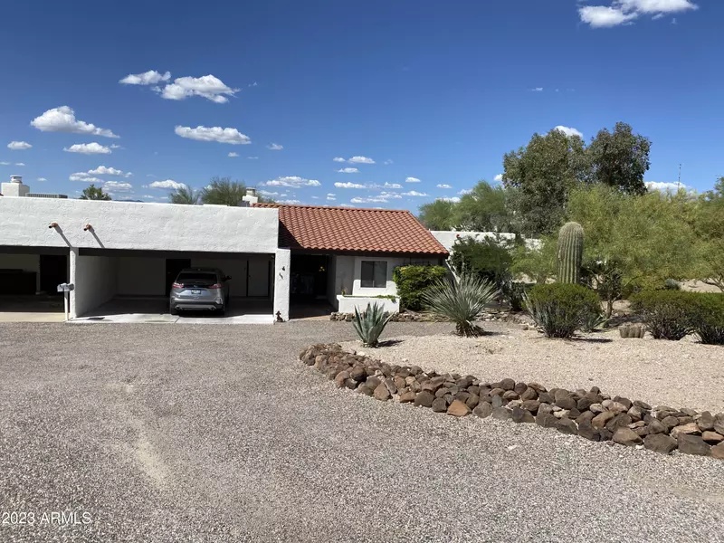 100 N LAZY FOX Road #4, Wickenburg, AZ 85390