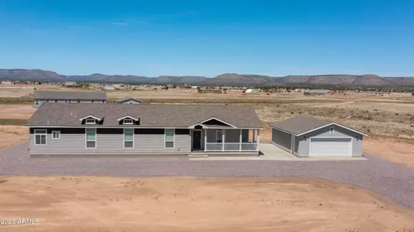 2294 W Madeira Avenue, Paulden, AZ 86334