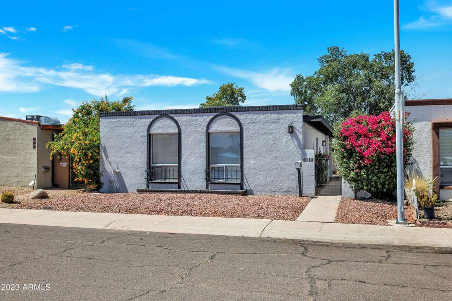 330 W LA JOLLA Drive, Tempe, AZ 85282