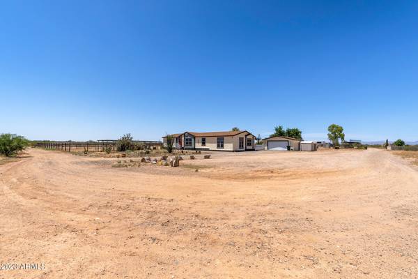 Wittmann, AZ 85361,26747 N 231ST Avenue