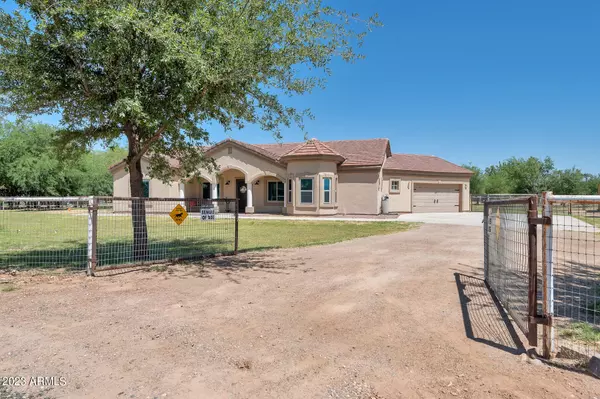 4976 E ROGERS Lane, San Tan Valley, AZ 85140