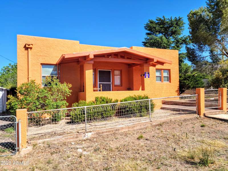 415 CENTER Avenue, Bisbee, AZ 85603