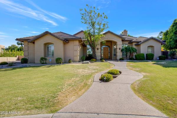 Phoenix, AZ 85044,3521 E HIALEA Court