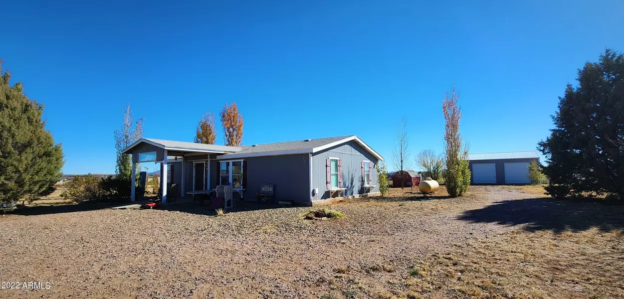 1105 W RANCH HOUSE Road, Paulden, AZ 86334