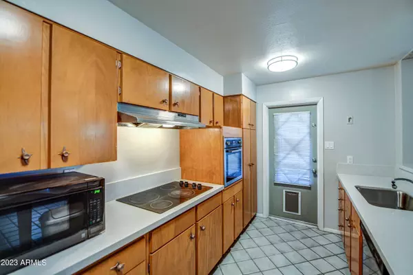 Tempe, AZ 85282,119 E FAIRMONT Drive