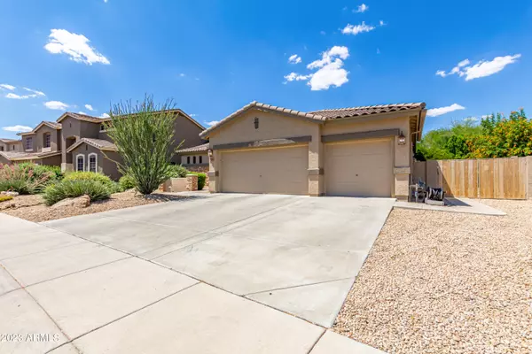 Phoenix, AZ 85083,5930 W FETLOCK Trail