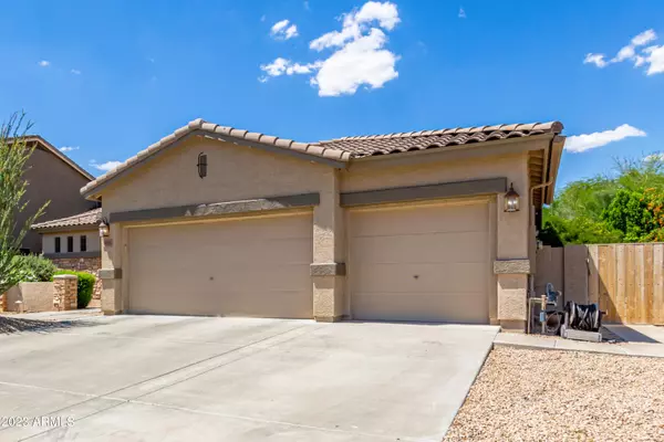 Phoenix, AZ 85083,5930 W FETLOCK Trail