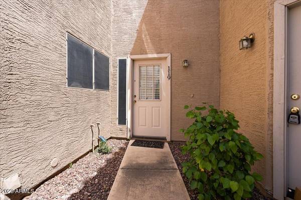 Gilbert, AZ 85234,1633 E LAKESIDE Drive #119