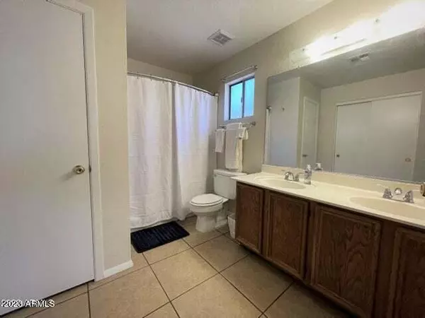 Peoria, AZ 85345,7040 W OLIVE Avenue #77