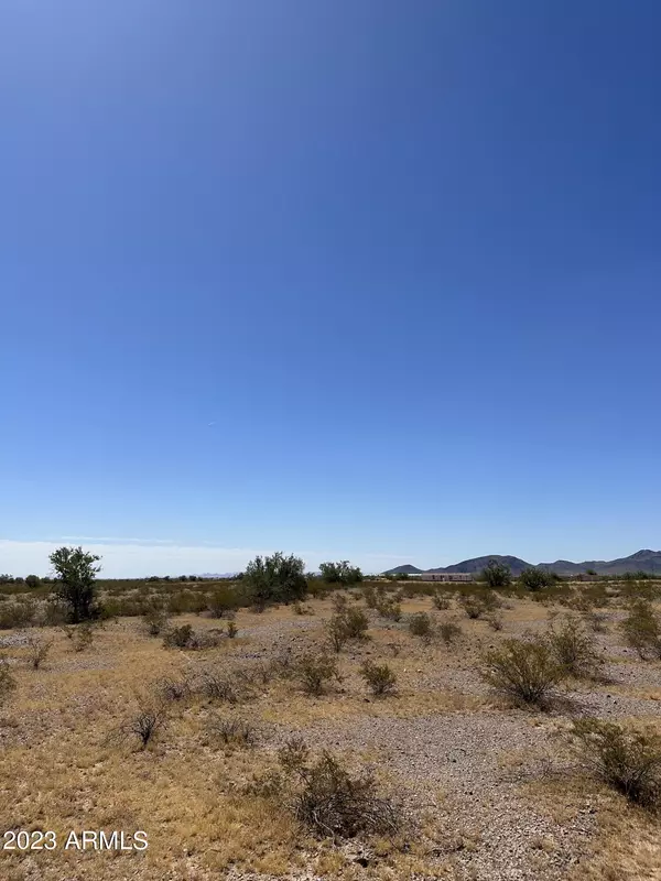 Tonopah, AZ 85354,1 N 428th Ave -- #2