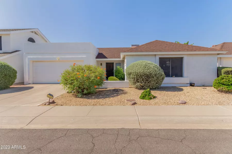 3228 E Taro Lane, Phoenix, AZ 85050