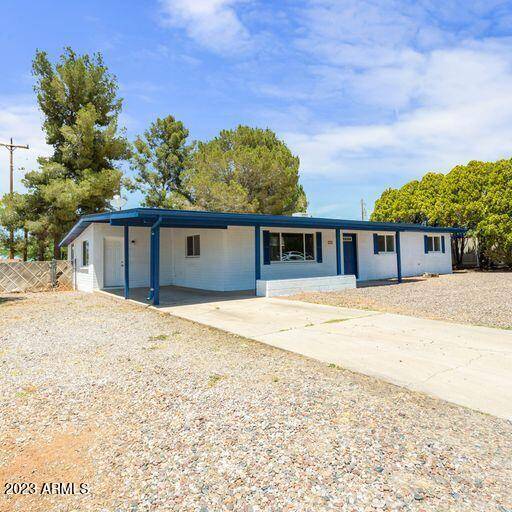 11 DANSER Drive, Sierra Vista, AZ 85635