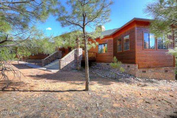 Show Low, AZ 85901,1600 S VINE MAPLE Lane