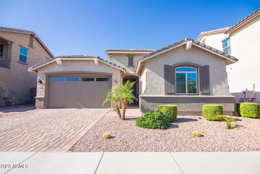 219 E HORSESHOE Drive, Chandler, AZ 85249