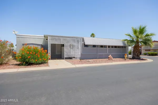 450 W SUNWEST Drive #14, Casa Grande, AZ 85122