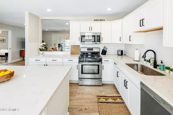 Scottsdale, AZ 85257,7440 E HUBBELL Street