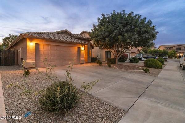 San Tan Valley, AZ 85143,33554 N COBBLE STONE Drive