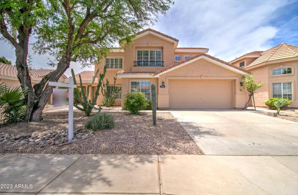 937 W JUANITA Avenue, Gilbert, AZ 85233