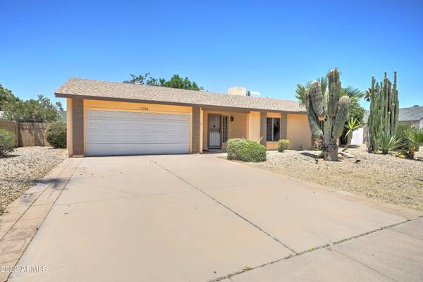 Phoenix, AZ 85032,15202 N 41ST Place