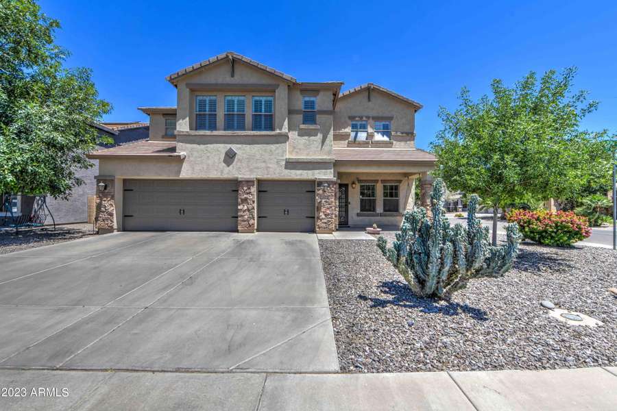 974 E VOLK Lane, San Tan Valley, AZ 85140