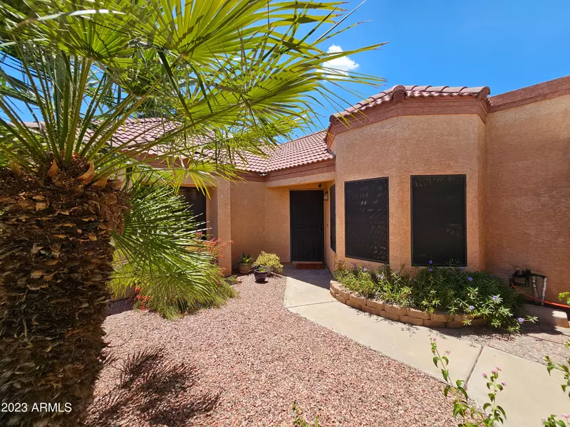 7419 W ORAIBI Drive, Glendale, AZ 85308